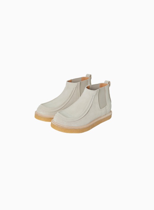 SUEDE CHELSEA BOOTS (SAND)